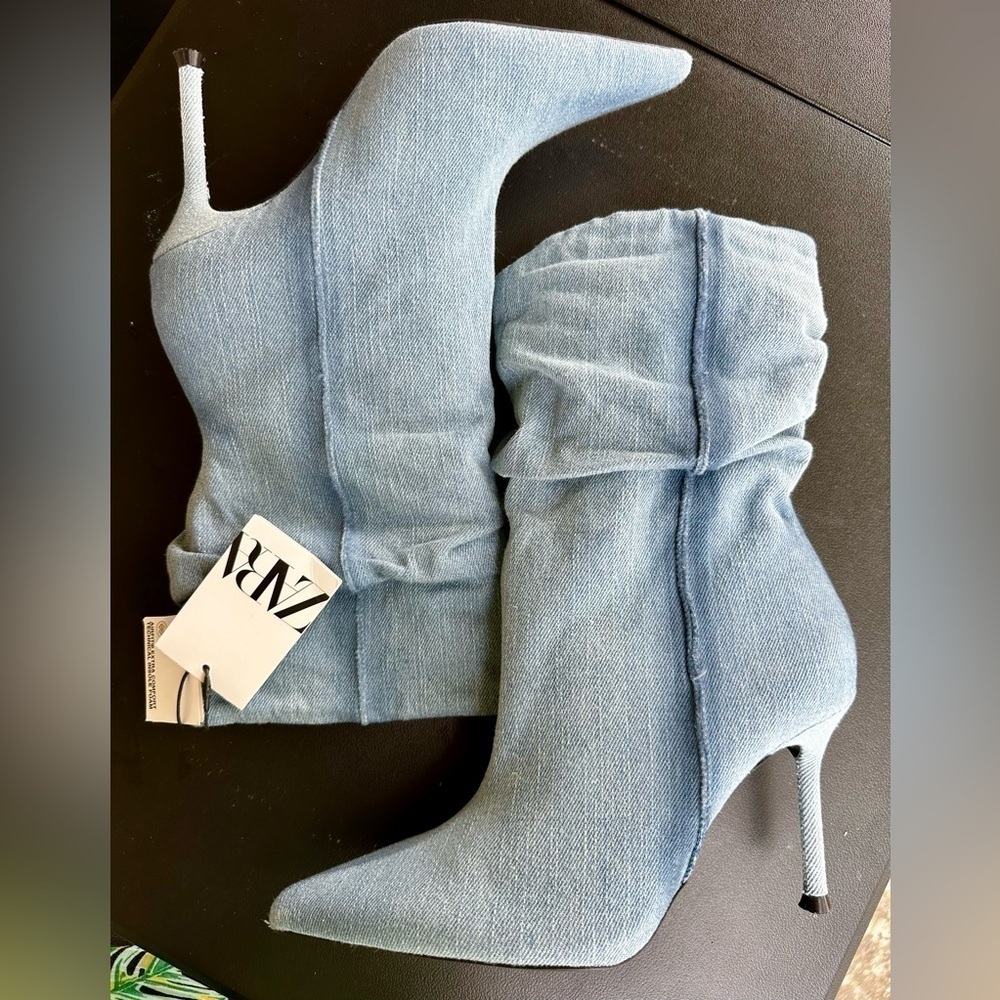 ZARA Mid shaft denim blue  ankle boots 1107/210